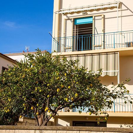 Appartamento Il Limone Zona Centrale Vista Mare ซานวินเชนโซ ภายนอก รูปภาพ